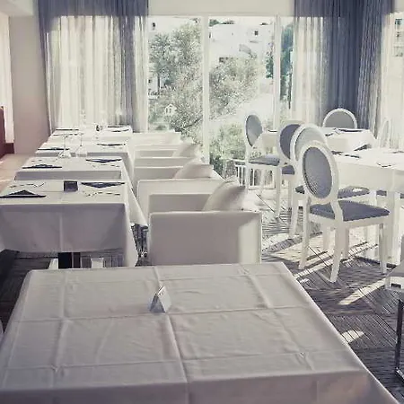 Playa Ferrera Hotel
