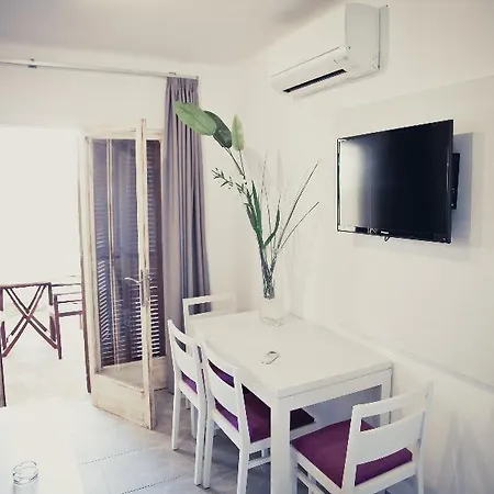 Hotel Playa Ferrera 3*