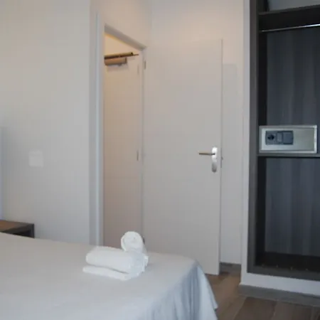 Hotel Playa Ferrera 3*
