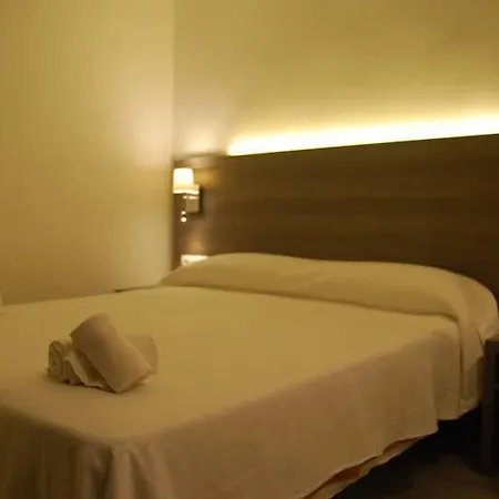 Playa Ferrera ホテル 3*
